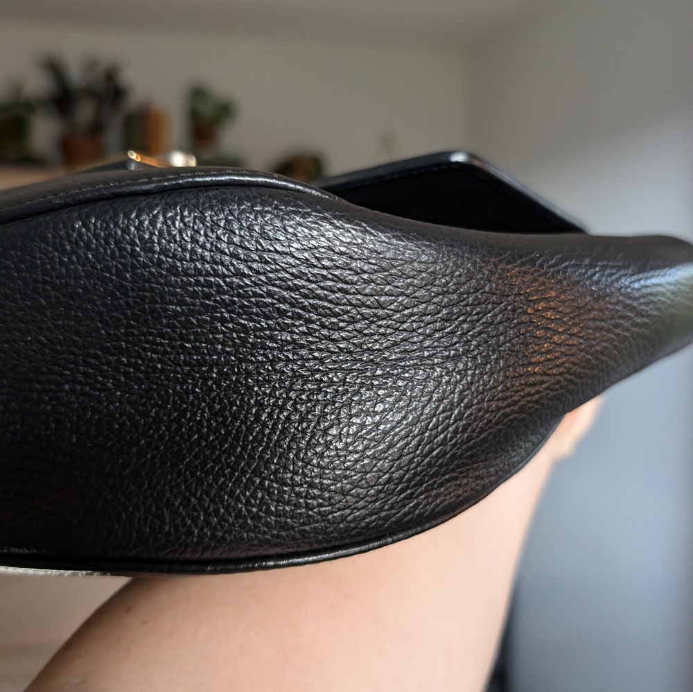 VALENTINO Black Claire Hand Bag - Picture 9 of 16